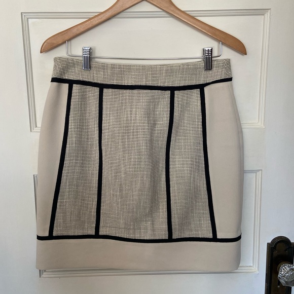 Ann Taylor Petite Pane Skirt - Picture 2 of 2